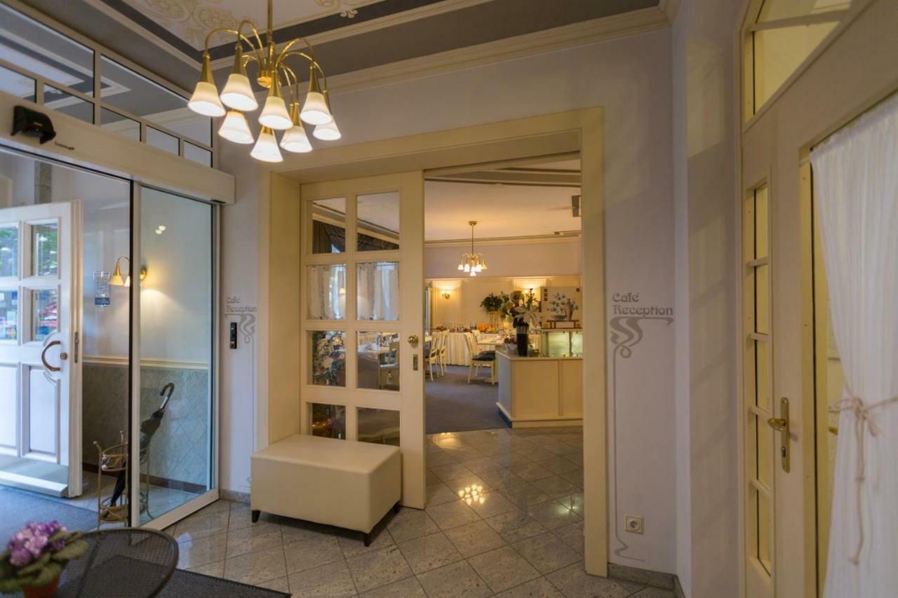 Hotel Burghof Hof  Kültér fotó